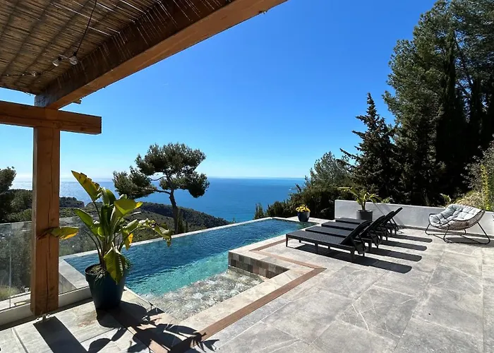 - Dans Bas De Avec Piscine Pres De Monaco *