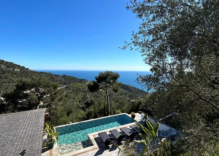 - Dans Bas De Avec Piscine Pres De Monaco Èze